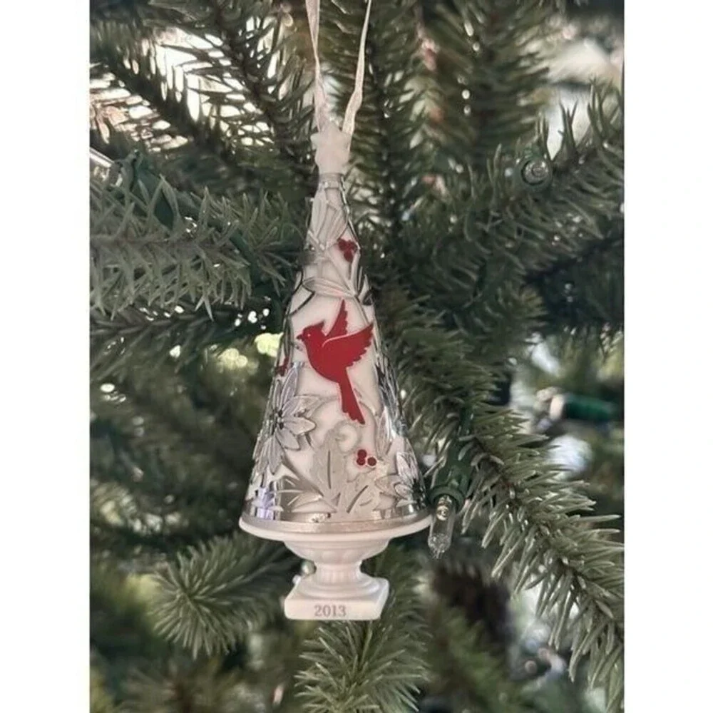 Hallmark keepsake ornament 2013